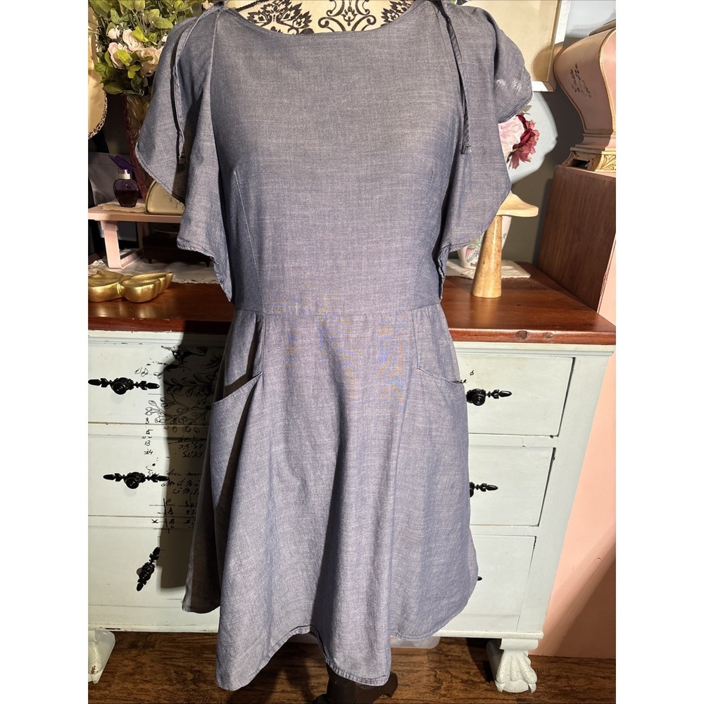 Chambray Sz S Flutter Sleeve Dress Pockets Back Buttons Preppy‎ A New Day